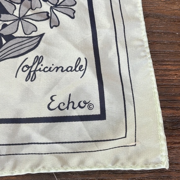 Vintage ECHO floral sulk scarf EUC - Picture 6 of 7
